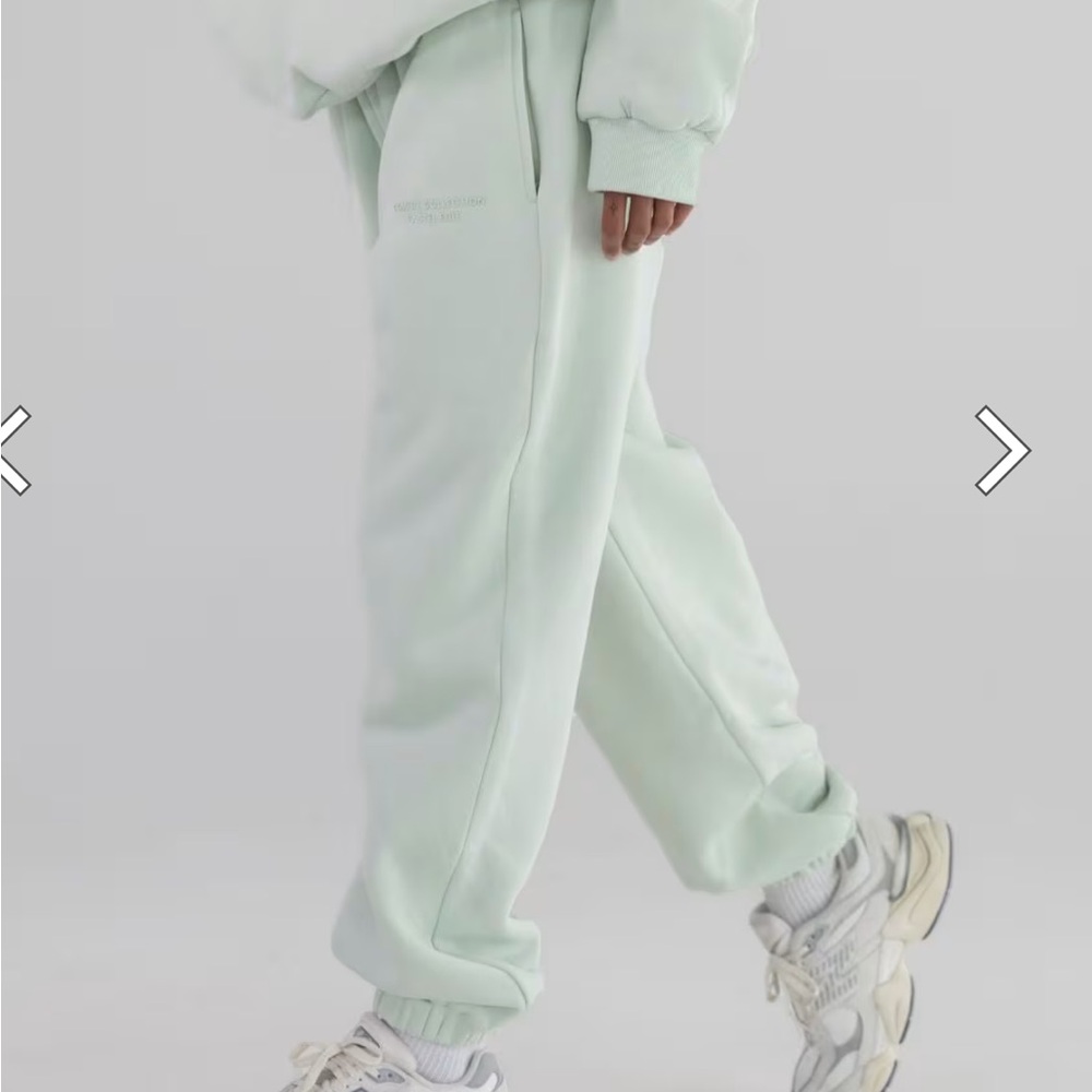 Cmfrt Pastel Joggers